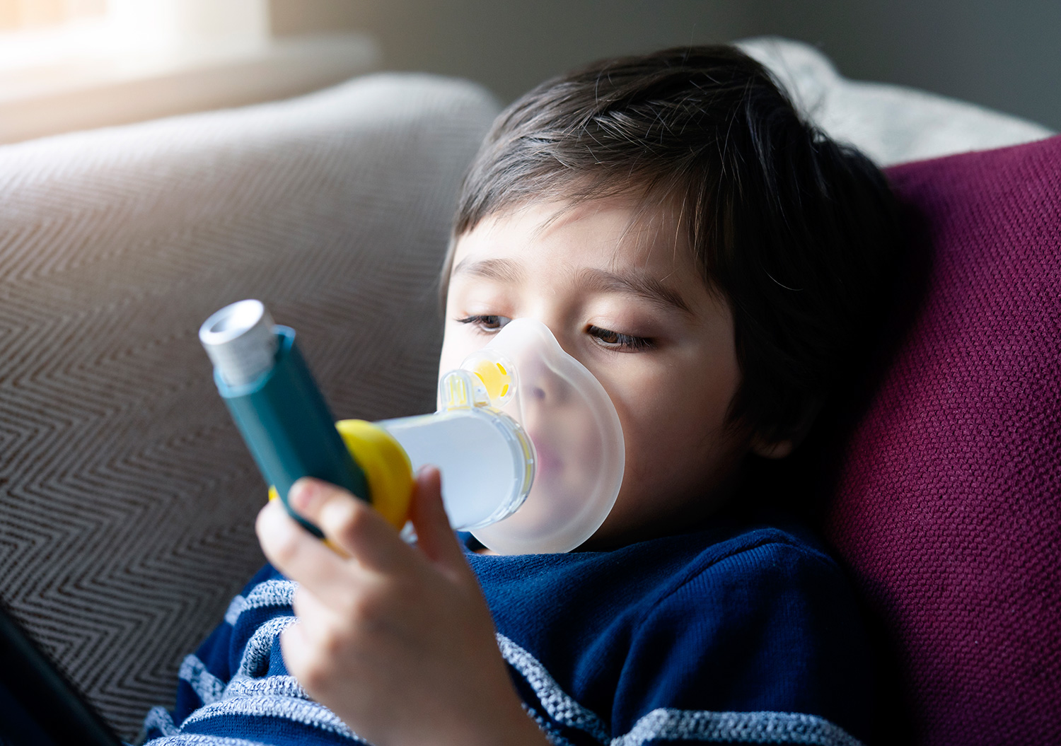 Tablas de fármacos y cámaras más usadas en el asma pediátrico
